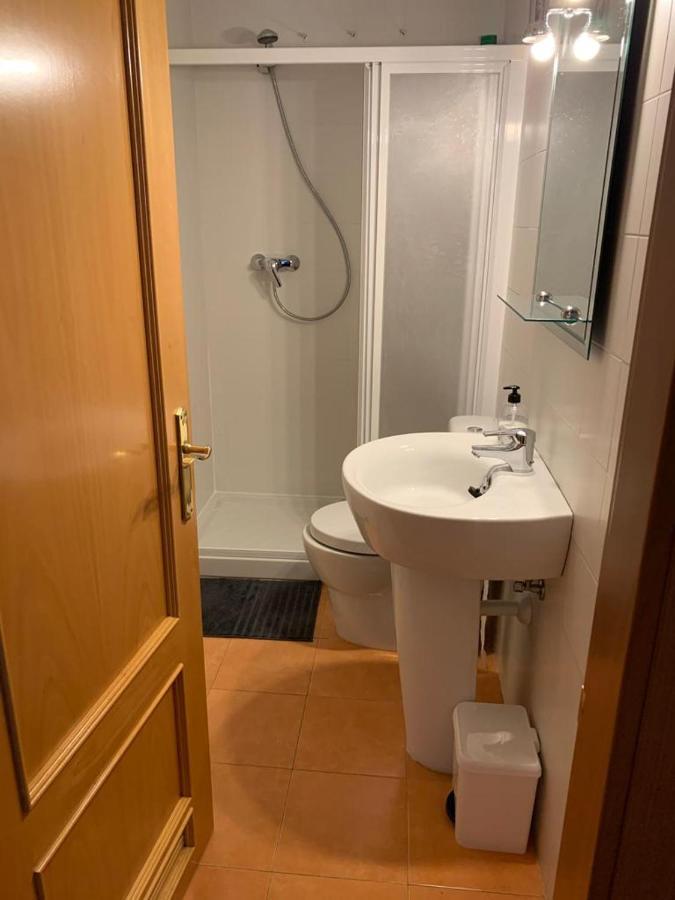 Apartamento Mota-2 Huca-Los Prados; Parking Y Wifi Gratis 奥维耶多 外观 照片